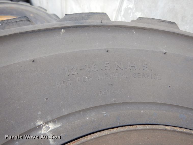 image for item JI9355 2007 Caterpillar 268B  skid steer loader