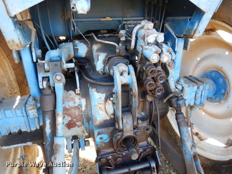 image for item JJ9897 Ford 8210  tractor