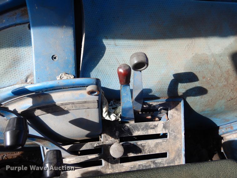 image for item JJ9897 Ford 8210  tractor