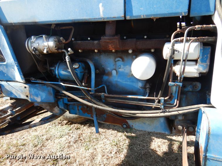 image for item JJ9897 Ford 8210  tractor