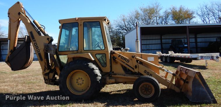 image for item JJ9899 Ford 555  backhoe