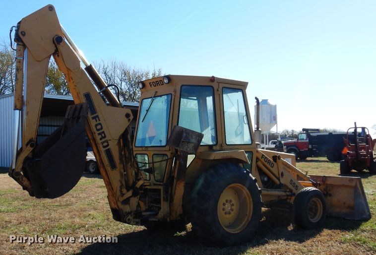 image for item JJ9899 Ford 555  backhoe