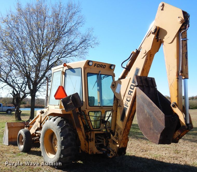 image for item JJ9899 Ford 555  backhoe