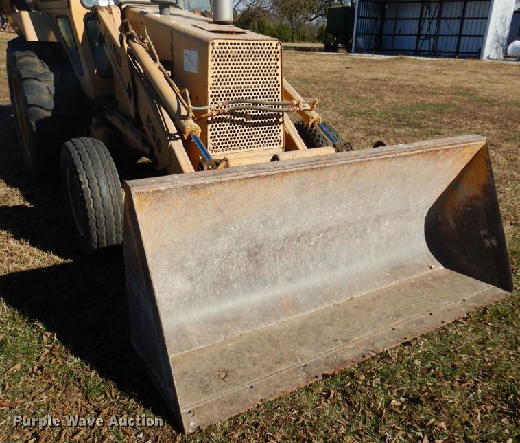 image for item JJ9899 Ford 555  backhoe