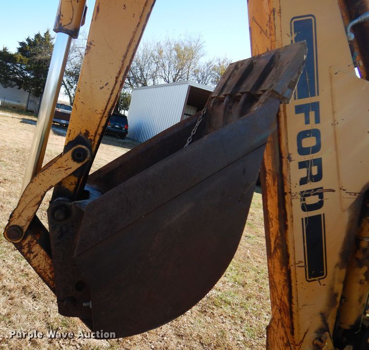 image for item JJ9899 Ford 555  backhoe