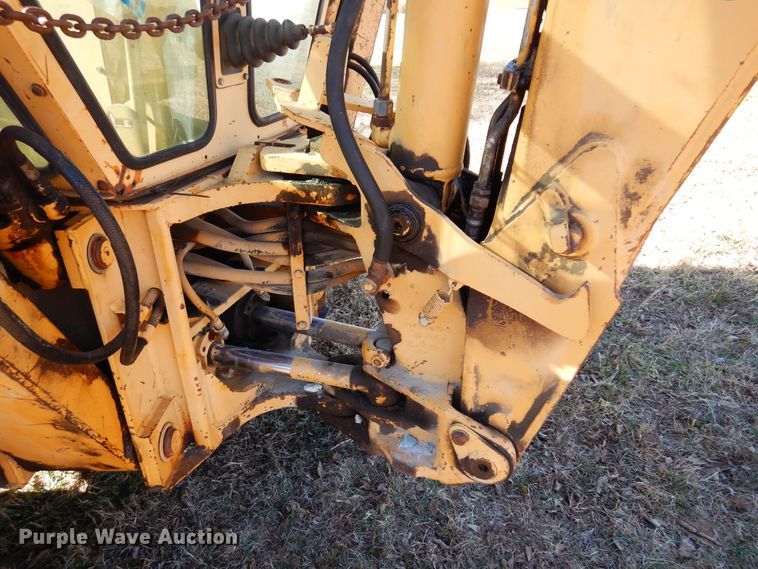 image for item JJ9899 Ford 555  backhoe