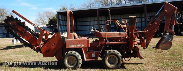 image for item JJ9900 1994 Ditch Witch 5110  trencher