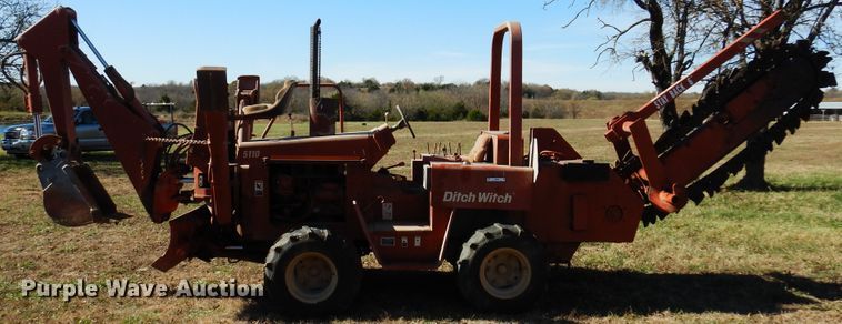 image for item JJ9900 1994 Ditch Witch 5110  trencher