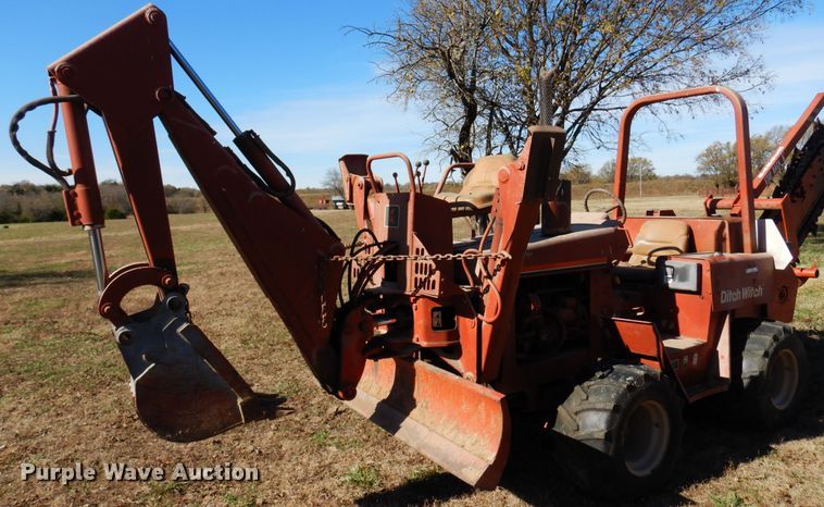 image for item JJ9900 1994 Ditch Witch 5110  trencher