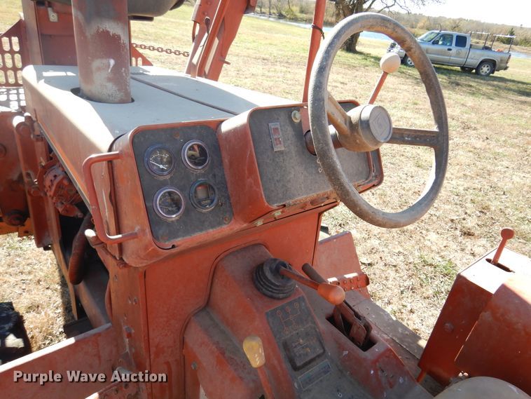 image for item JJ9900 1994 Ditch Witch 5110  trencher