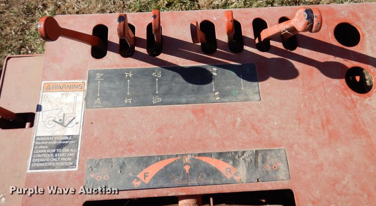 image for item JJ9900 1994 Ditch Witch 5110  trencher