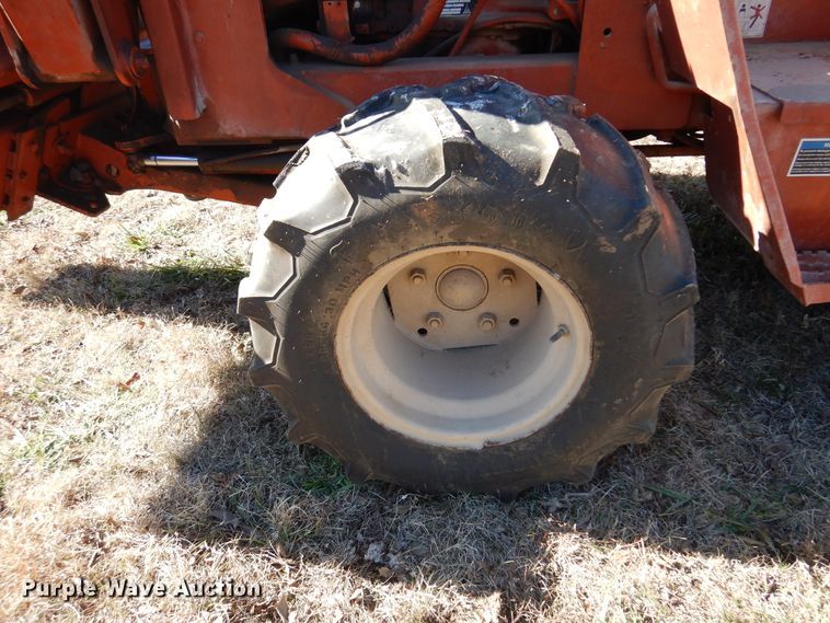 image for item JJ9900 1994 Ditch Witch 5110  trencher