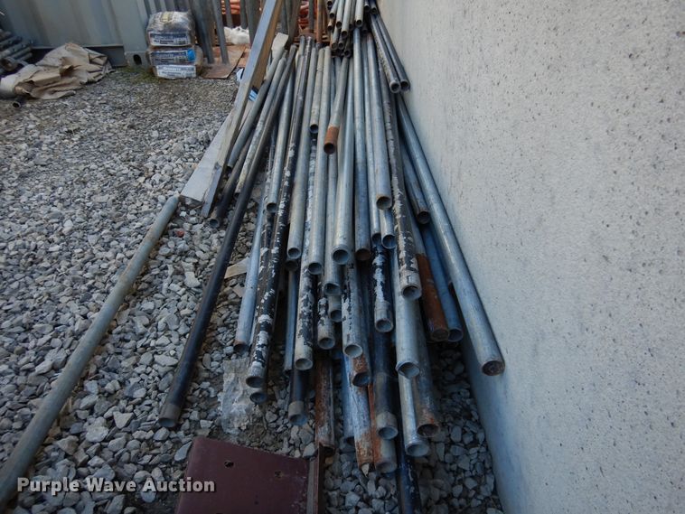 image for item JJ9904 Fencing materials