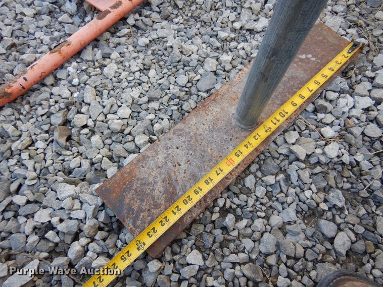 image for item JJ9904 Fencing materials