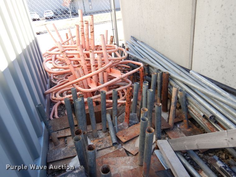 image for item JJ9904 Fencing materials