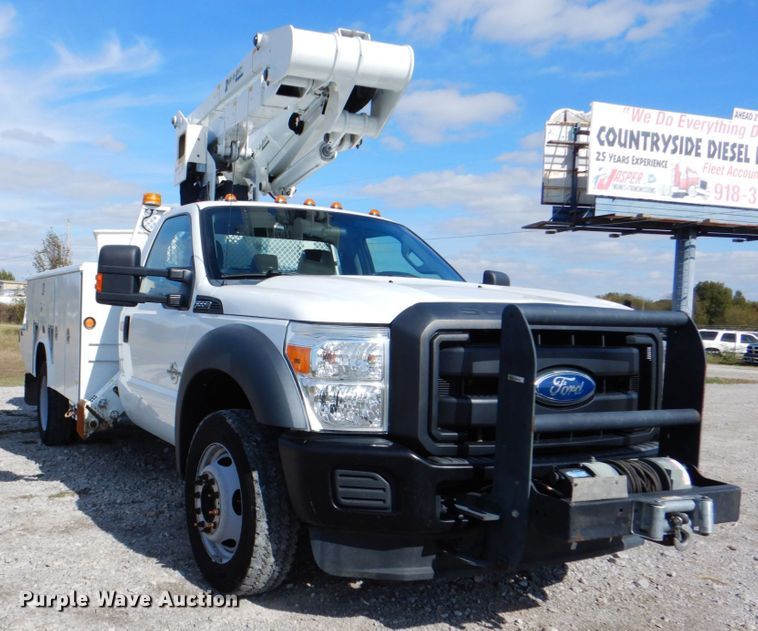 image for item JN9070 2011 Ford F550 Super Duty XL  bucket truck