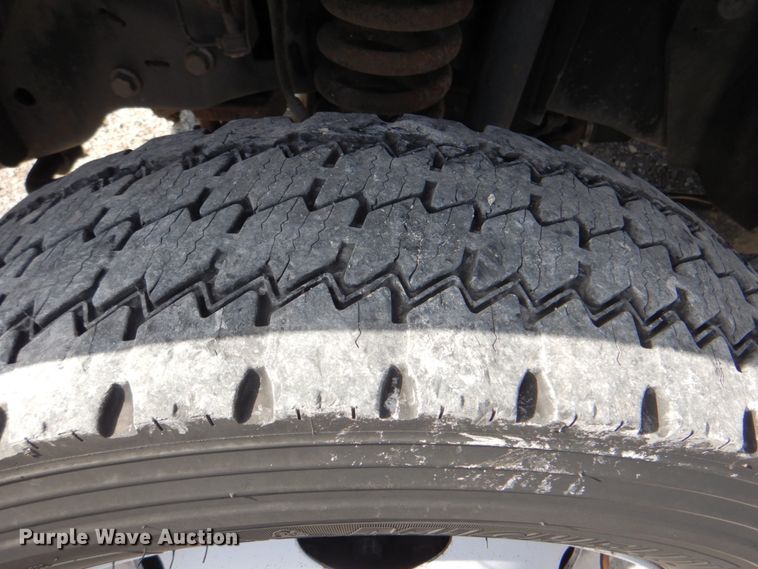 image for item JN9070 2011 Ford F550 Super Duty XL  bucket truck