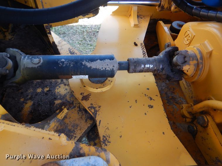 image for item JN9083 2001 John Deere 624H  wheel loader