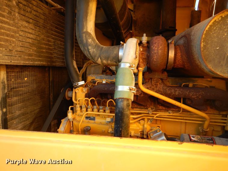 image for item JN9083 2001 John Deere 624H  wheel loader