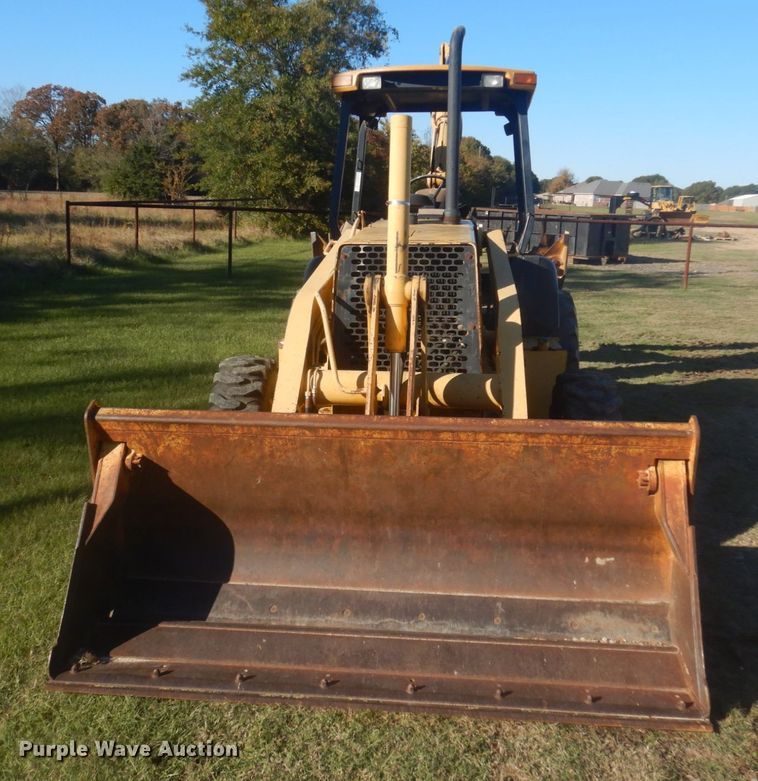 image for item JZ9791 1999 John Deere 310SE  backhoe