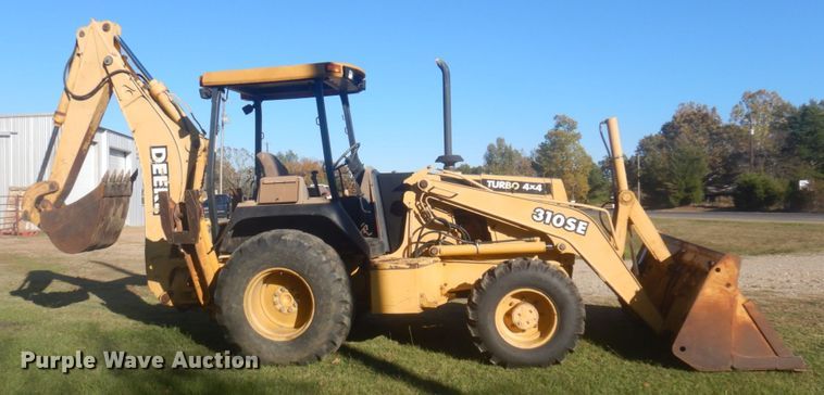image for item JZ9791 1999 John Deere 310SE  backhoe