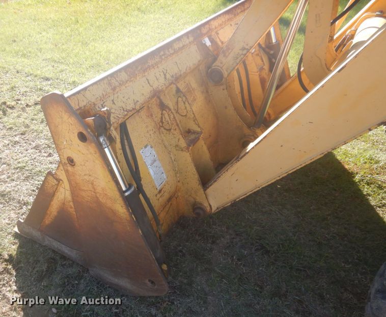 image for item JZ9791 1999 John Deere 310SE  backhoe