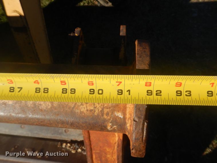 image for item JZ9791 1999 John Deere 310SE  backhoe