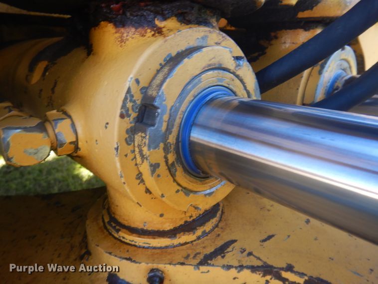 image for item JZ9791 1999 John Deere 310SE  backhoe