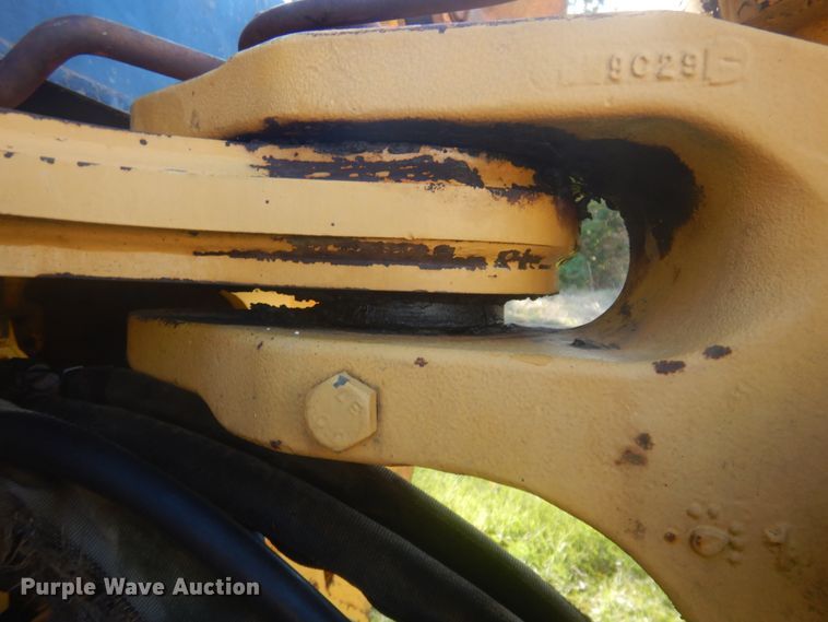 image for item JZ9791 1999 John Deere 310SE  backhoe