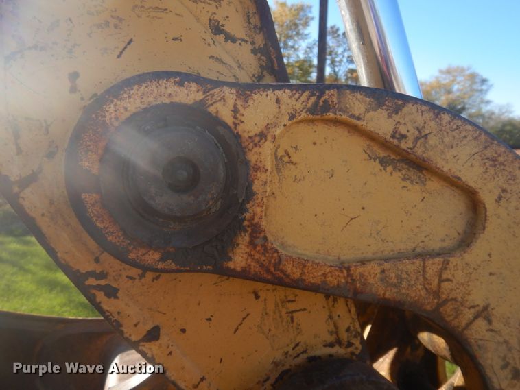 image for item JZ9791 1999 John Deere 310SE  backhoe