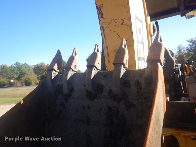 image for item JZ9791 1999 John Deere 310SE  backhoe