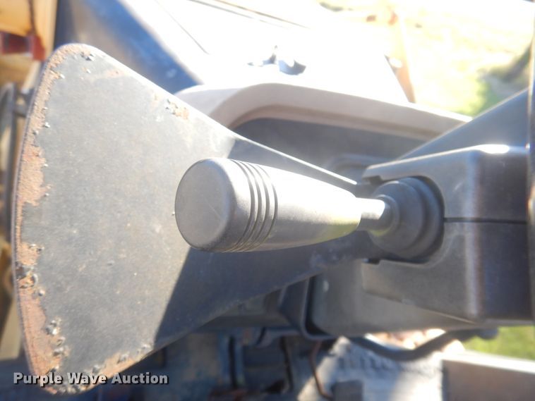 image for item JZ9791 1999 John Deere 310SE  backhoe