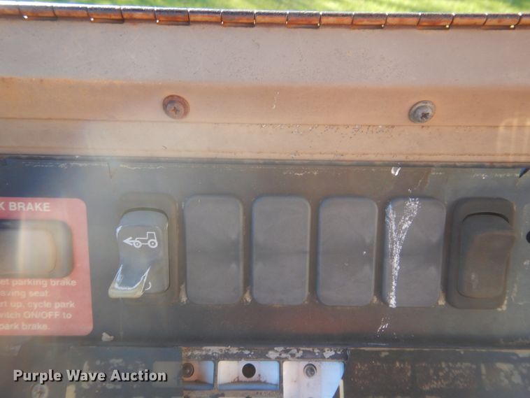 image for item JZ9791 1999 John Deere 310SE  backhoe