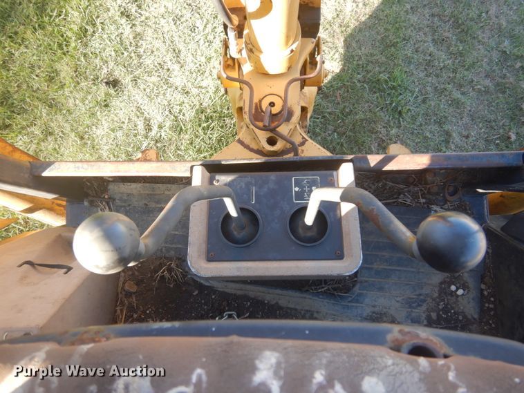 image for item JZ9791 1999 John Deere 310SE  backhoe