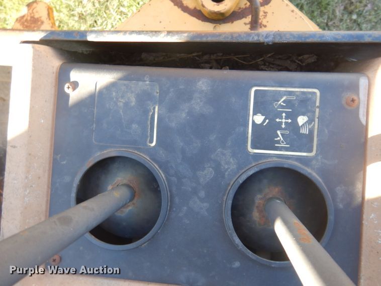 image for item JZ9791 1999 John Deere 310SE  backhoe