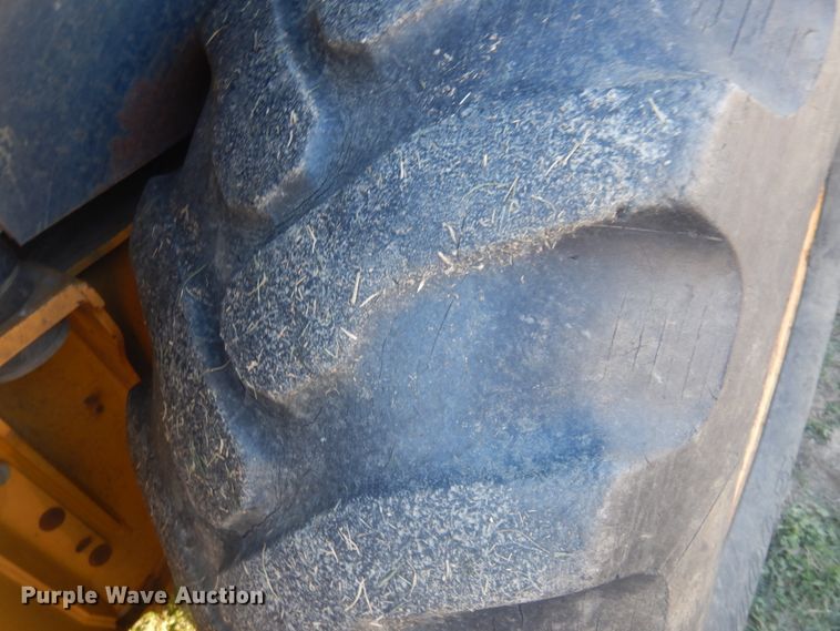 image for item JZ9791 1999 John Deere 310SE  backhoe