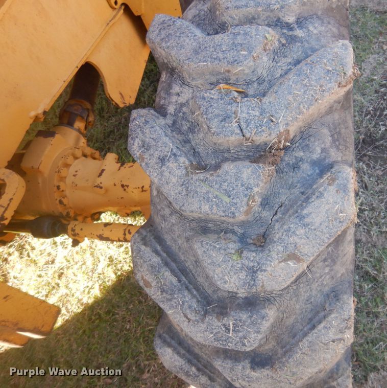 image for item JZ9791 1999 John Deere 310SE  backhoe