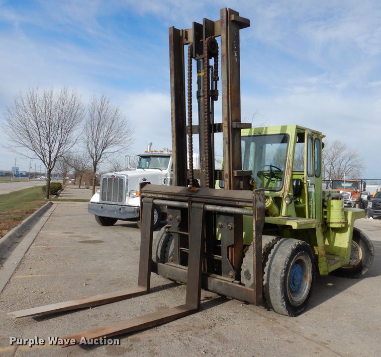 image for item KH9150 Clark C500  forklift