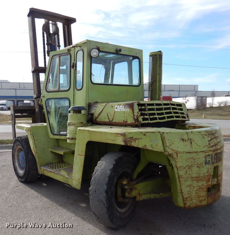 image for item KH9150 Clark C500  forklift