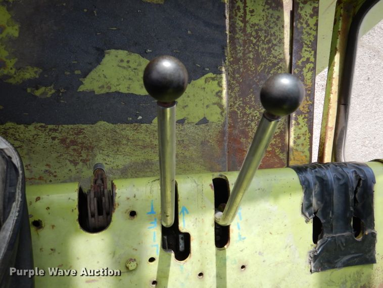 image for item KH9150 Clark C500  forklift