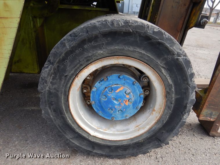 image for item KH9150 Clark C500  forklift