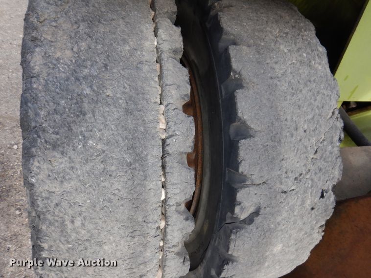 image for item KH9150 Clark C500  forklift