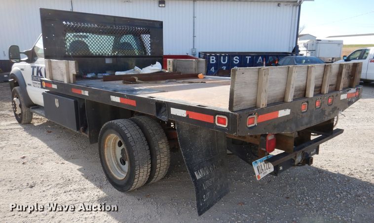 image for item KH9152 2007 Ford F450 Super Duty  flatbed truck