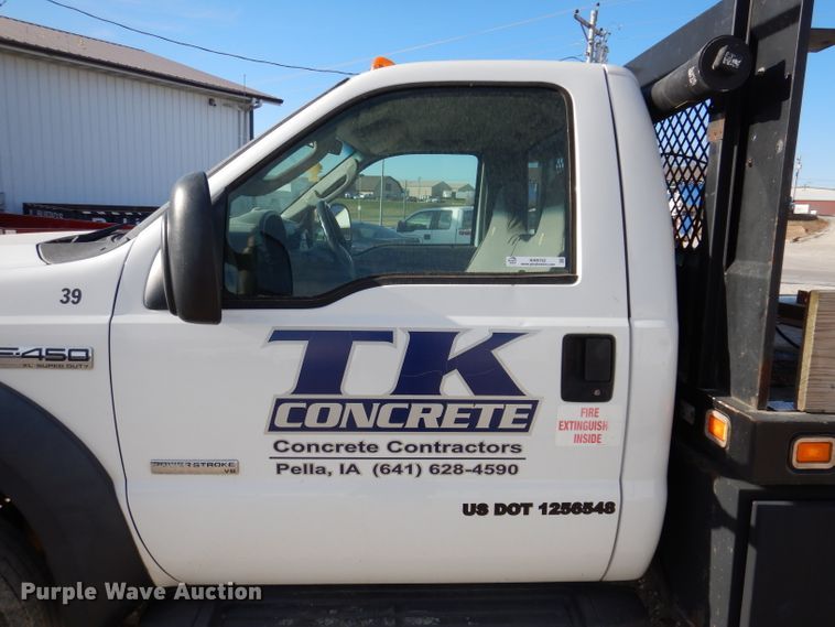 image for item KH9152 2007 Ford F450 Super Duty  flatbed truck