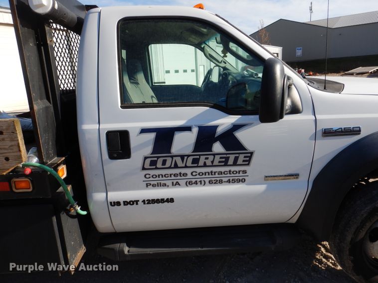 image for item KH9152 2007 Ford F450 Super Duty  flatbed truck