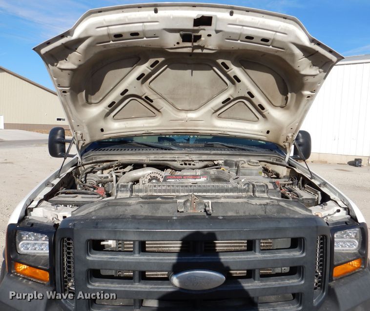 image for item KH9152 2007 Ford F450 Super Duty  flatbed truck