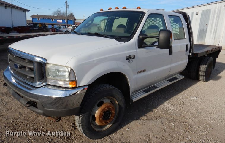 image for item KH9153 2003 Ford F550 Super Duty  Crew Cab flatbed truck