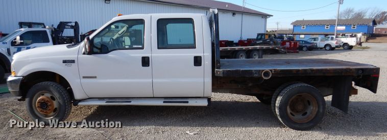 image for item KH9153 2003 Ford F550 Super Duty  Crew Cab flatbed truck