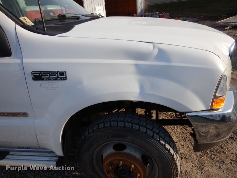 image for item KH9153 2003 Ford F550 Super Duty  Crew Cab flatbed truck