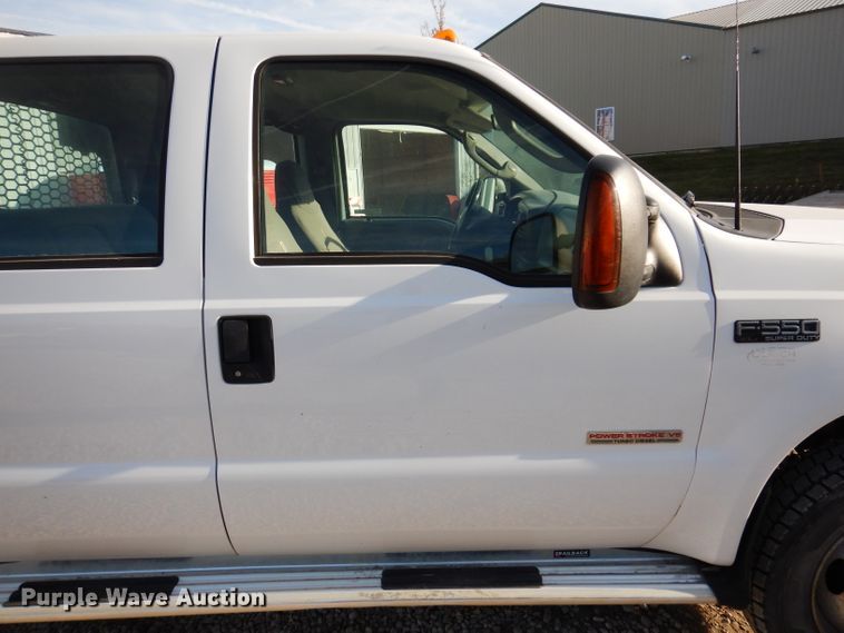 image for item KH9153 2003 Ford F550 Super Duty  Crew Cab flatbed truck